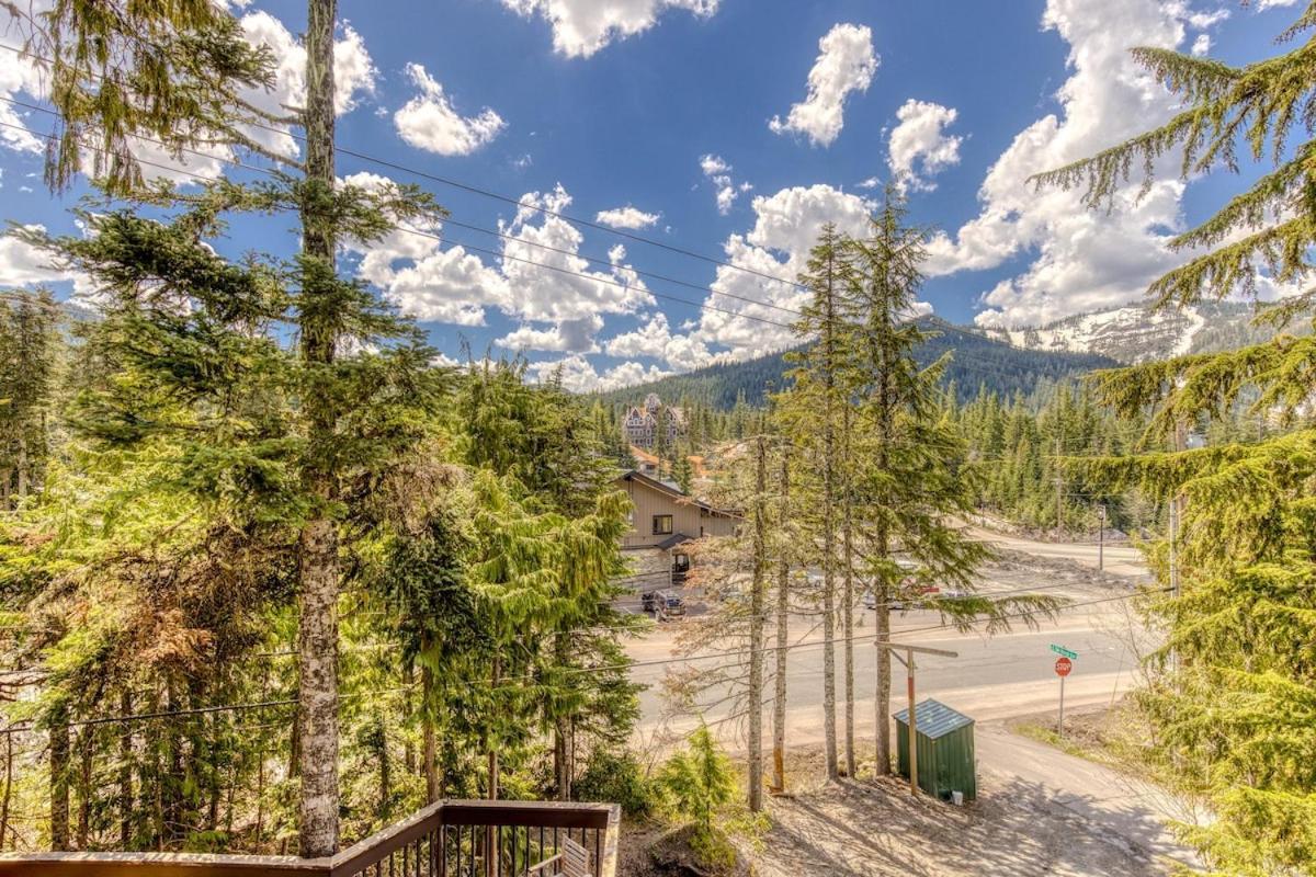 Great Blue Lodge - Spacious Ski Lodge, Hot Tub, Sauna, Game Room & More Government Camp Eksteriør billede
